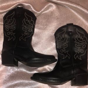 Kids cowboy boots